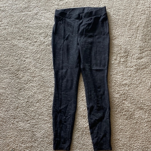 Time & Tru Black Print Leggings High Waisted EUC - Picture 1 of 6